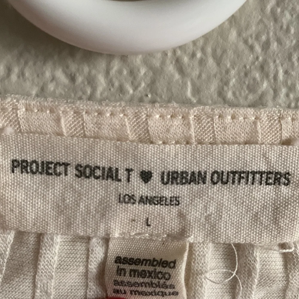 Urban‎ Outfitters tee